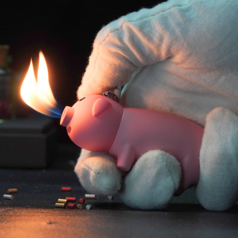 Piggy Lighter (NEW)