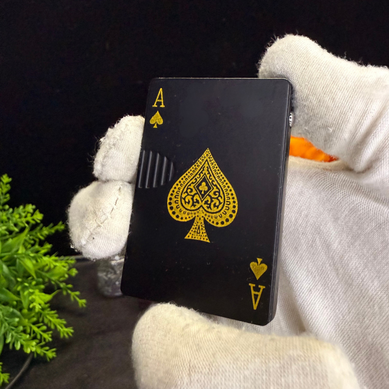 מצית הקלפים המקורית